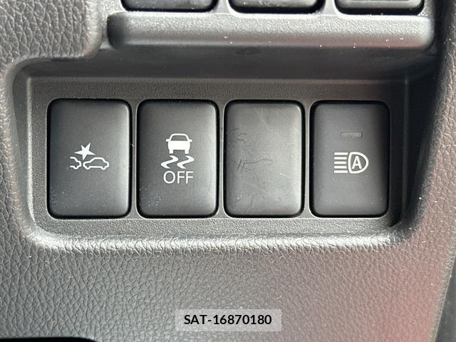 Nissan DAYZ ROOX 2017-09 8815703-9
