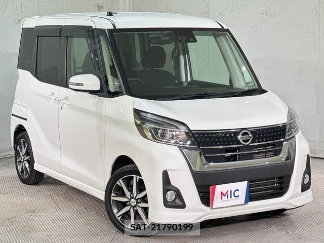 Nissan DAYZ ROOX 2017-07 8818000-13