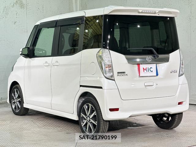 Nissan DAYZ ROOX 2017-07 8818000-17