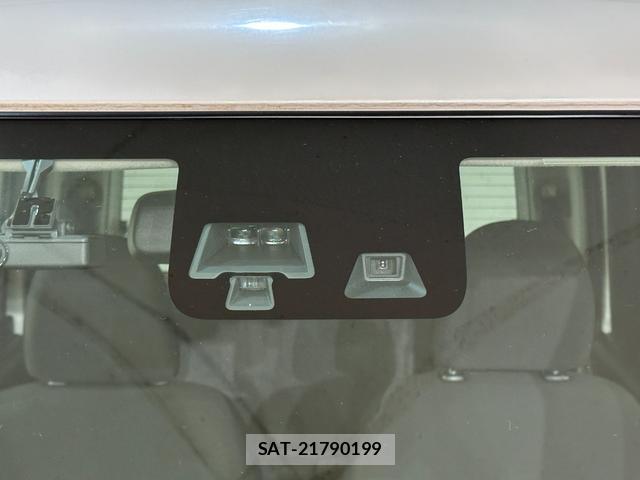 Nissan DAYZ ROOX 2017-07 8818000-5