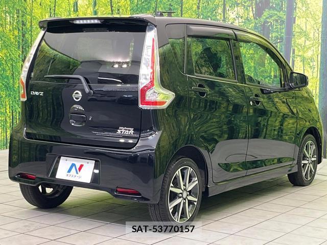 Nissan DAYZ 2018-03 8812061-16