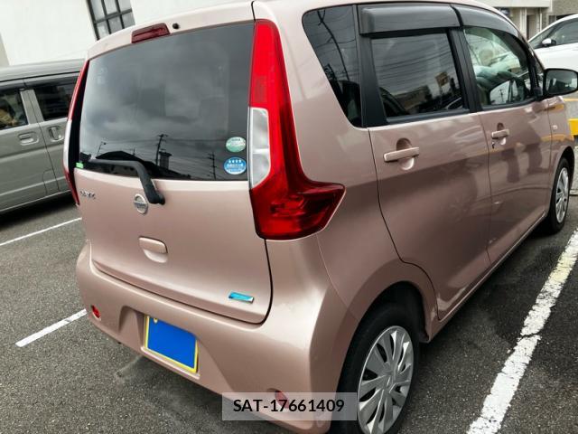 Nissan DAYZ 2015-12 8812431-11