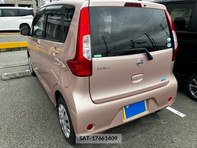 Nissan DAYZ 2015-12 8812431-3