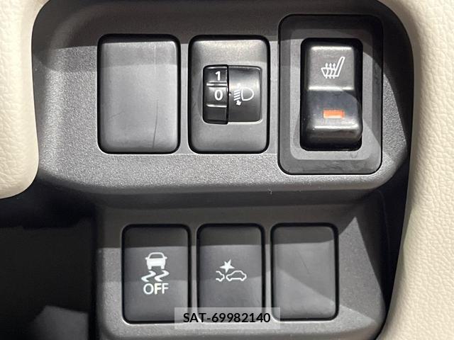 Nissan DAYZ 2019-01 8812885-4