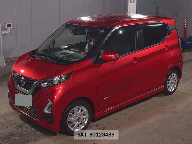Nissan DAYZ 2022-01 8813028-4