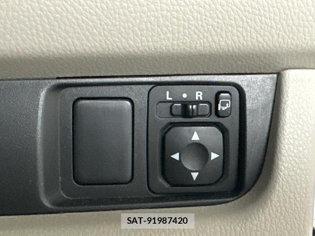 Nissan DAYZ 2017-10 8814417-6