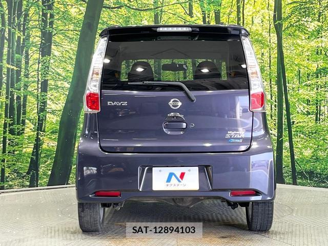 Nissan DAYZ 2014-10 8814684-14