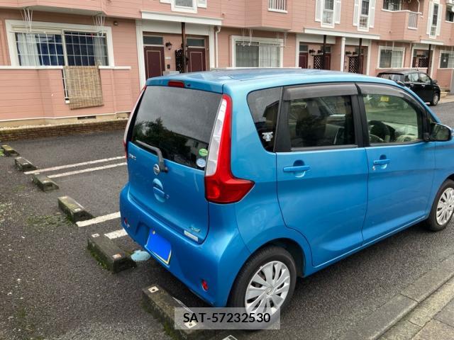Nissan DAYZ 2013-11 8815868-13