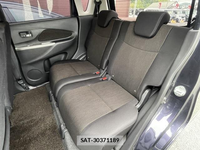 Nissan DAYZ 2013-09 8816053-17