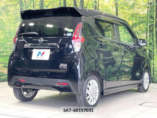 Nissan DAYZ 2020-03 8817260-16