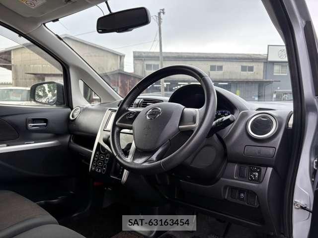 Nissan DAYZ 2013-12 8817462-10