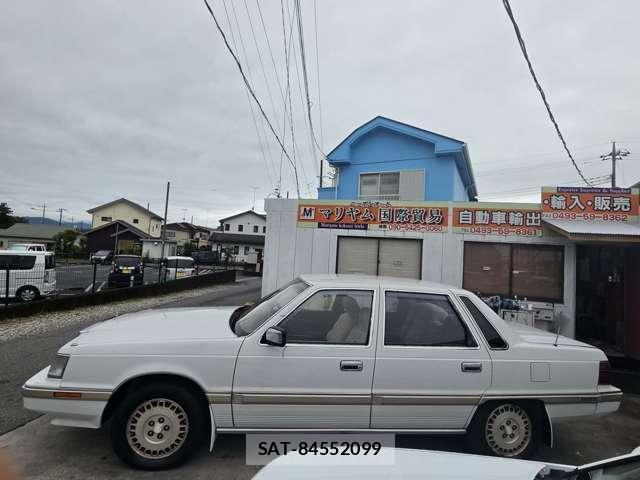 Mitsubishi DEBONAIR 1986-10 8816966-5