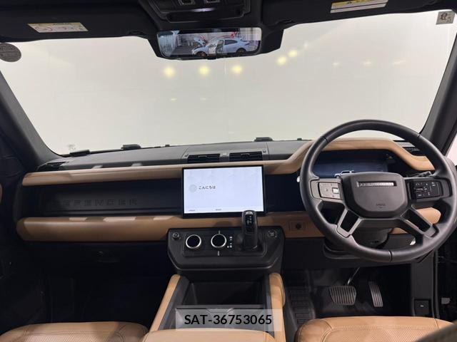 Land Rover DEFENDER 2025-09 8812469-1