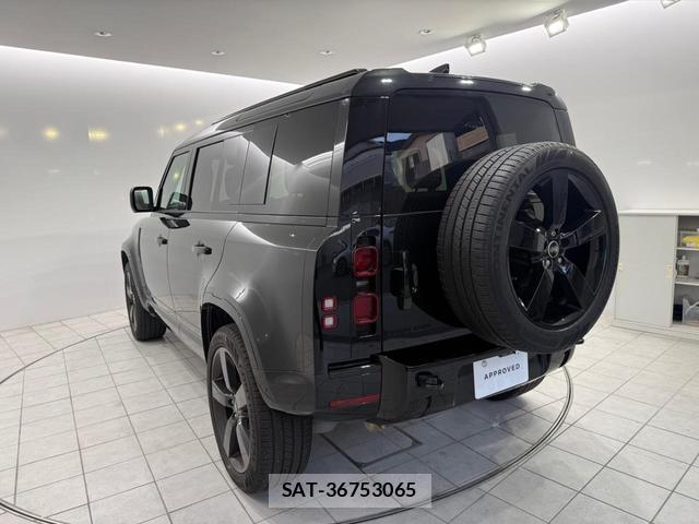 Land Rover DEFENDER 2025-09 8812469-5