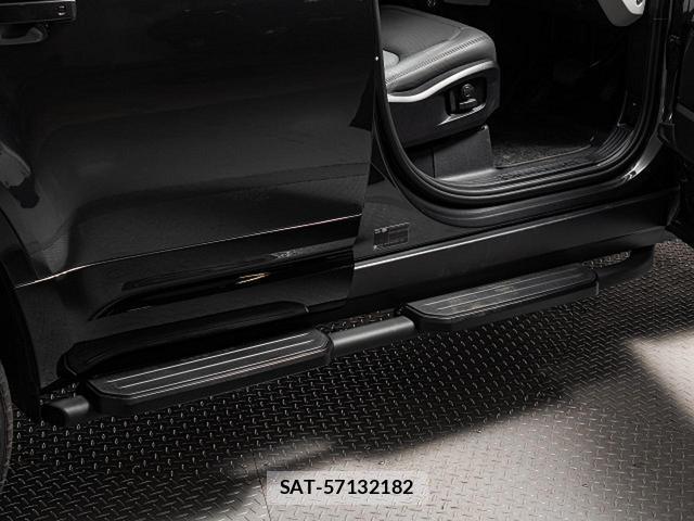 Land Rover DEFENDER 2026-04 8813166-4