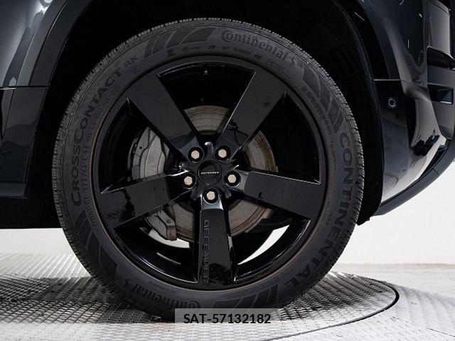 Land Rover DEFENDER 2026-04 8813166-9