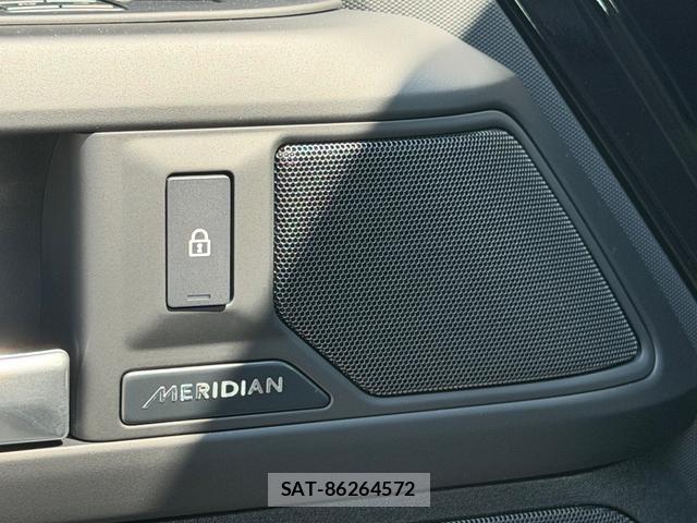 Land Rover DEFENDER 2026-07 8814126-15