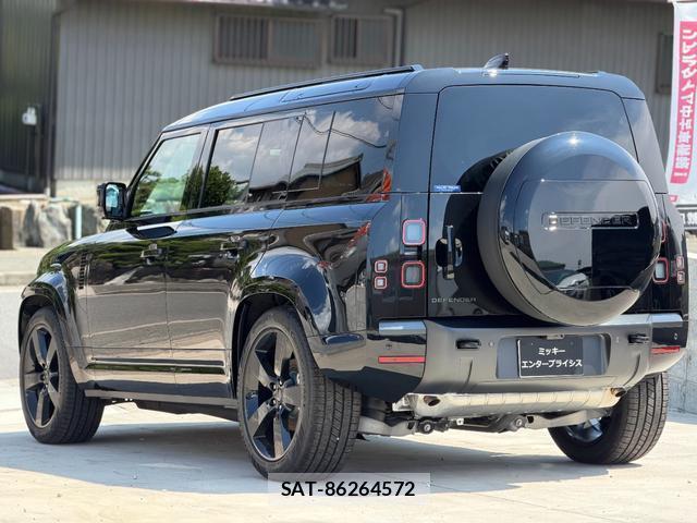 Land Rover DEFENDER 2026-07 8814126-3
