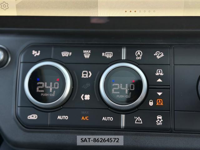 Land Rover DEFENDER 2026-07 8814126-9