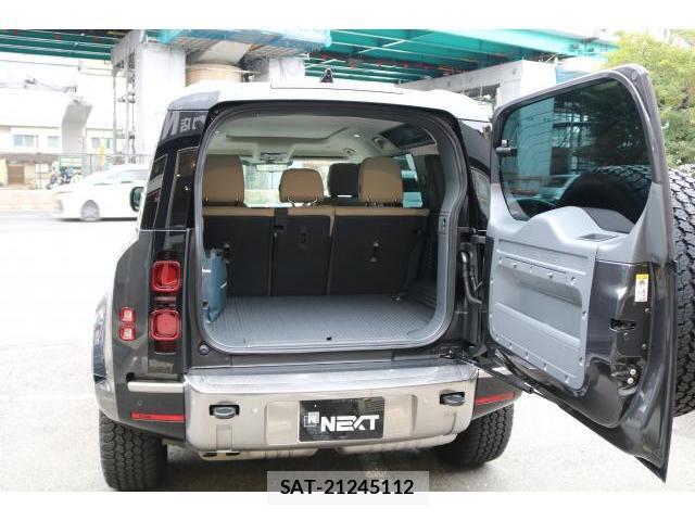 Land Rover DEFENDER 2024-09 8814823-9