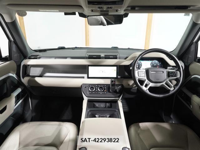 Land Rover DEFENDER 2024-10 8817270-1