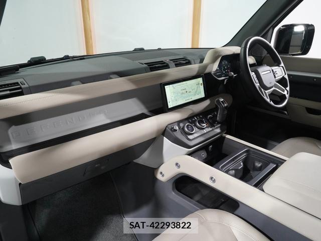 Land Rover DEFENDER 2024-10 8817270-15