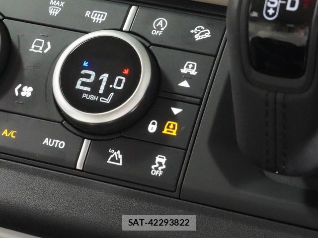 Land Rover DEFENDER 2024-10 8817270-5
