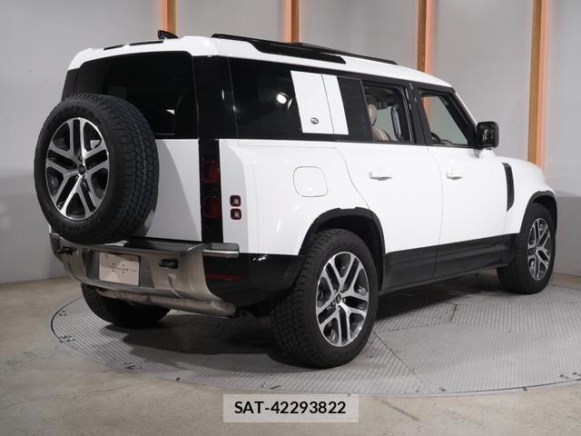 Land Rover DEFENDER 2024-10 8817270-8