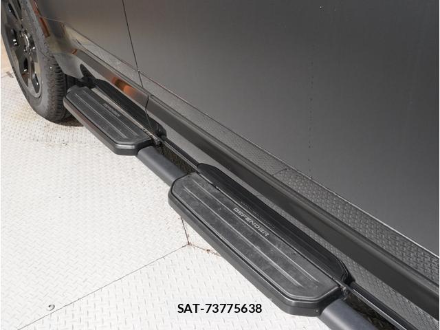 Land Rover DEFENDER 2025-06 8817274-7