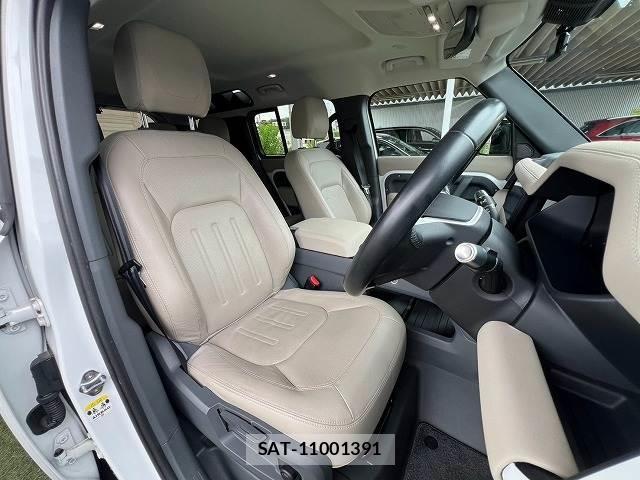 Land Rover DEFENDER 2021-07 8817669-10