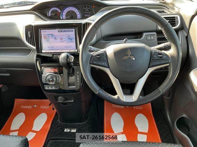 Mitsubishi DELICA 2017-08 8817083-16