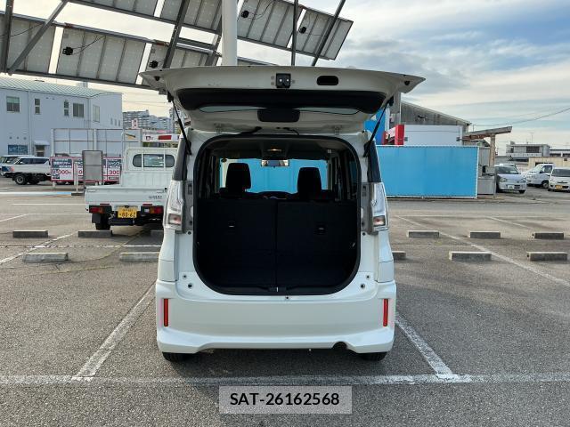 Mitsubishi DELICA 2017-08 8817083-17