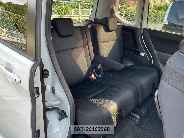 Mitsubishi DELICA 2017-08 8817083-6