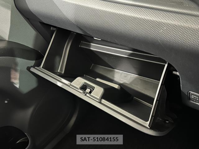 Mitsubishi DELICA 2015-07 8817989-11