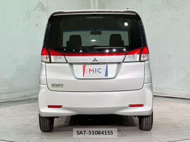 Mitsubishi DELICA 2015-07 8817989-16