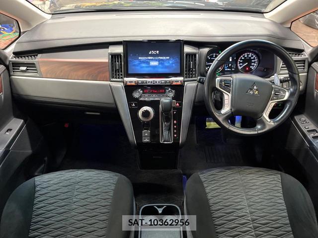 Mitsubishi DELICA 2022-07 8812654-1