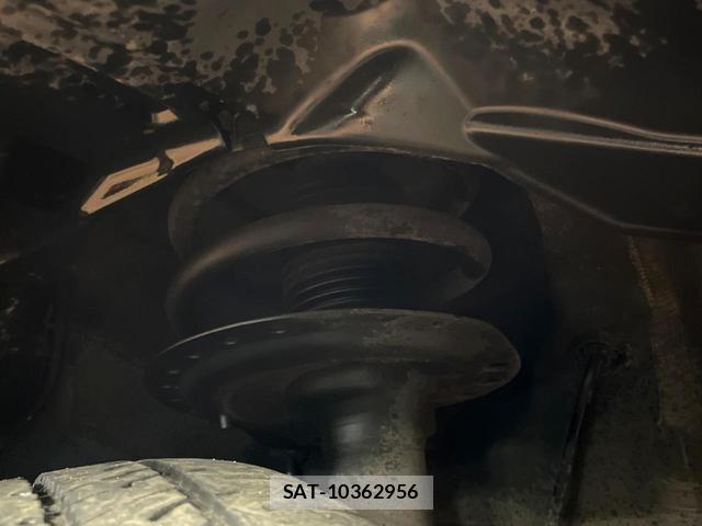 Mitsubishi DELICA 2022-07 8812654-19