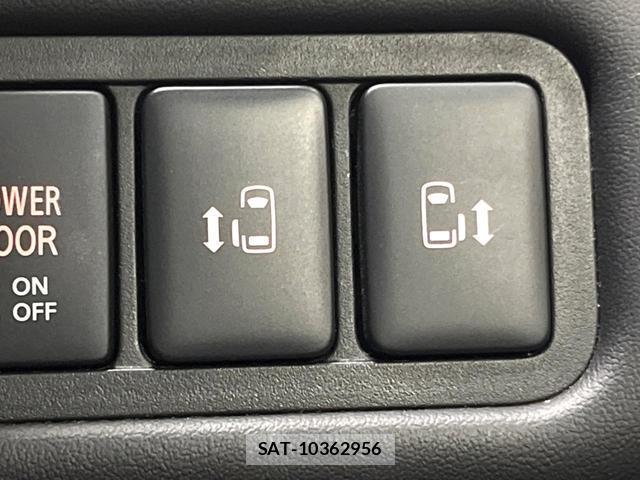 Mitsubishi DELICA 2022-07 8812654-6