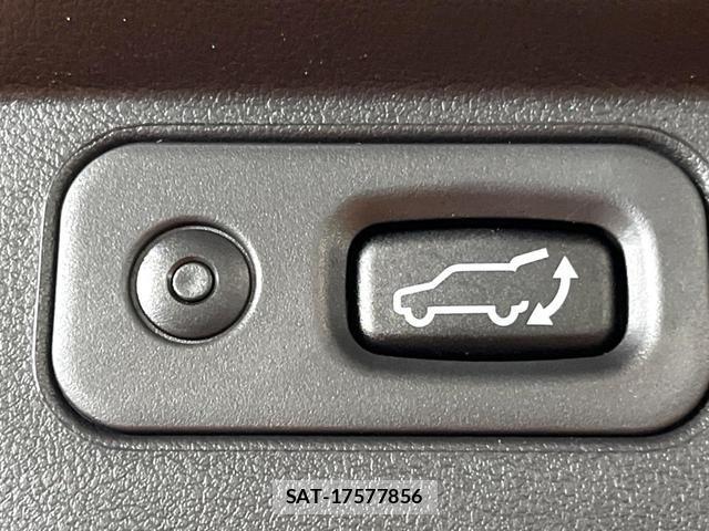 Mitsubishi DELICA 2024-06 8812655-6