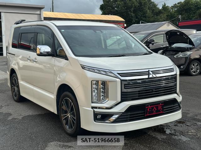 Mitsubishi DELICA 2019-06 8812680-12