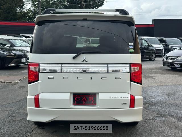 Mitsubishi DELICA 2019-06 8812680-18