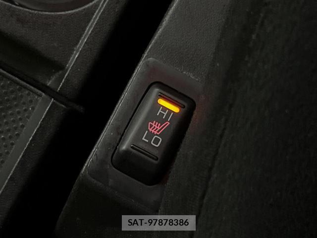 Mitsubishi DELICA 2022-02 8813119-5