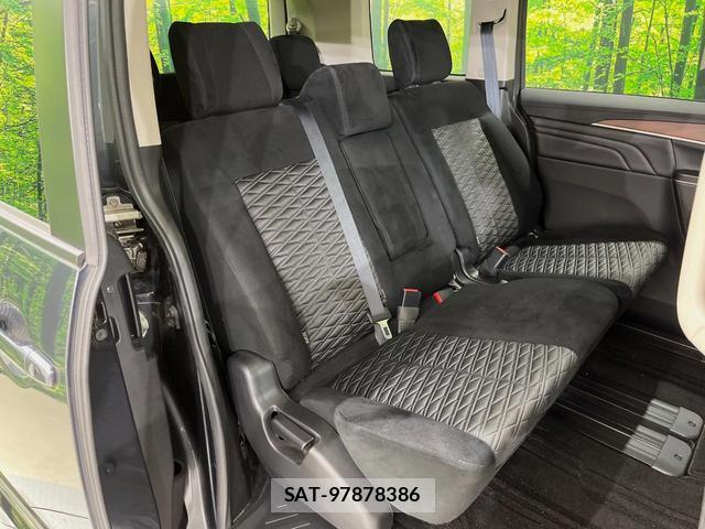 Mitsubishi DELICA 2022-02 8813119-8