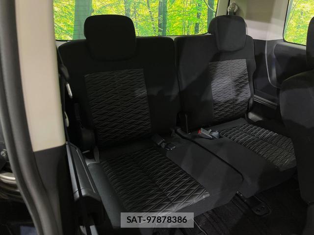 Mitsubishi DELICA 2022-02 8813119-9