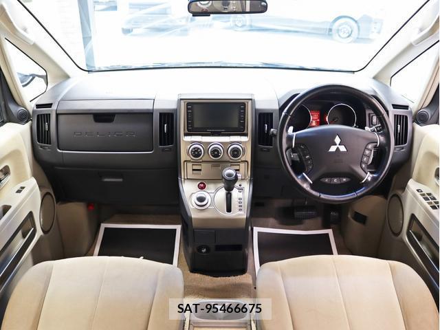 Mitsubishi DELICA 2007-06 8814069-19