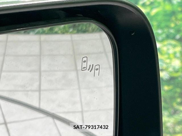Mitsubishi DELICA 2024-10 8814140-6
