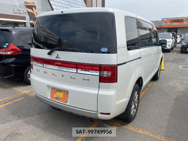 Mitsubishi DELICA 2019-05 8814222-1