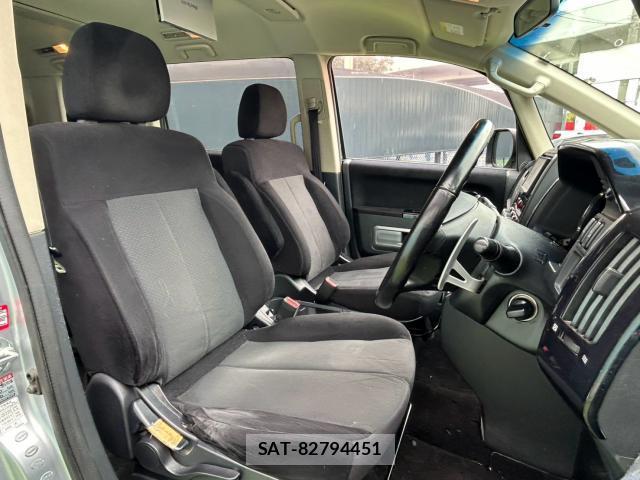 Mitsubishi DELICA 2012-02 8814620-10
