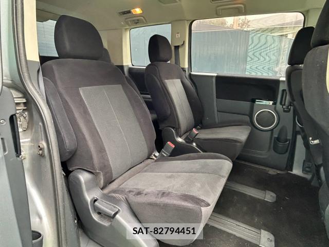 Mitsubishi DELICA 2012-02 8814620-12