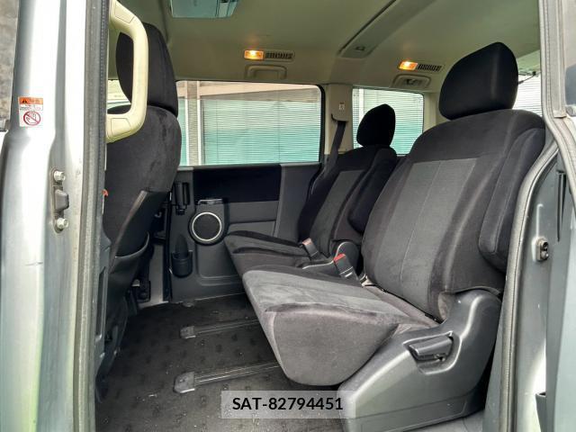 Mitsubishi DELICA 2012-02 8814620-13